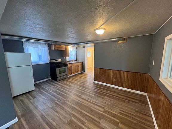 5th image of 520 N Paul Avenue