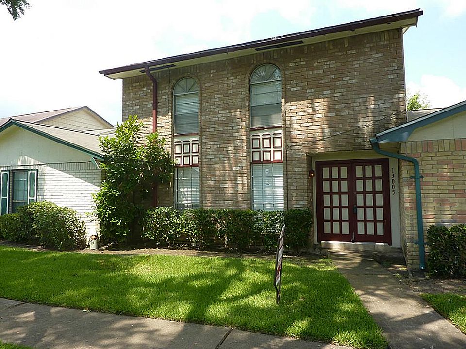 1st image of 13005 Clarewood Dr