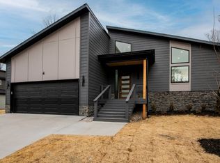 4 Romine Pl, Bella Vista, AR 72715