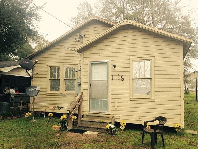 1st image of 116 Railroad Ave