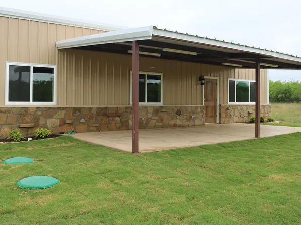 110 Walnut Ln, Weatherford, TX 76087