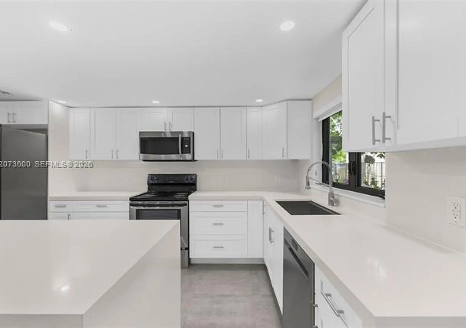 345 Sarto Ave # 345, Coral Gables, FL 33134 — Photo 2