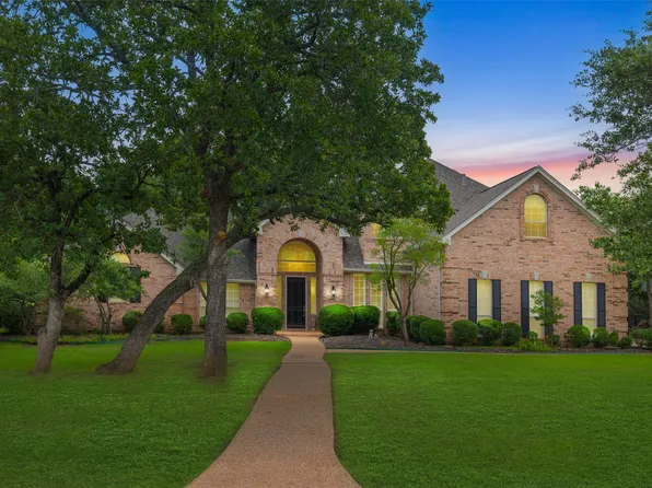 150 Twin Lakes Dr, Double Oak, TX 75077
