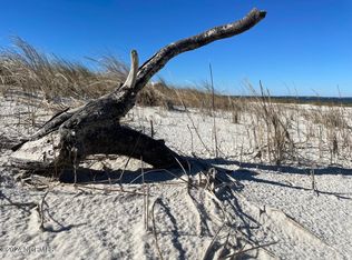 283 Garbacon Drive, Beaufort, NC 28516