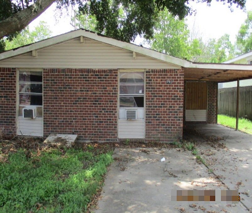 1st image of 581 Pat Dr