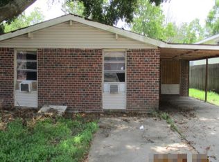 581 Pat Dr, Westwego, LA 70094