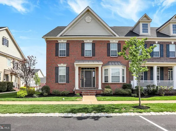 4857 Indigo Dr, Doylestown, PA 18902