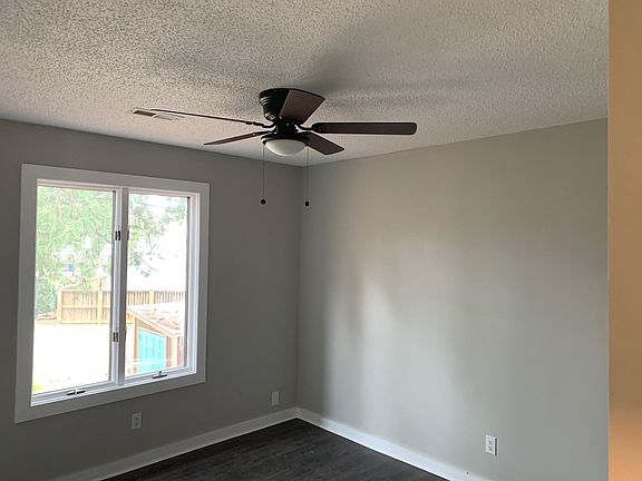 4th image of 4726 Race St #4726