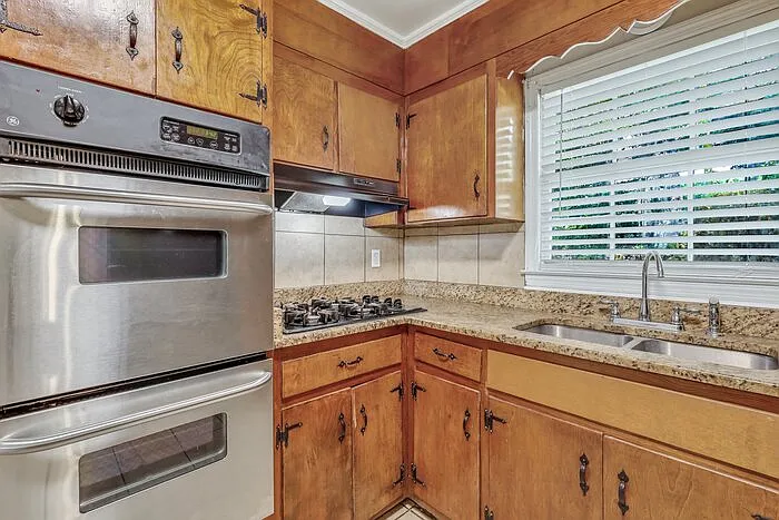 12473 Northwood Rd — Photo 12