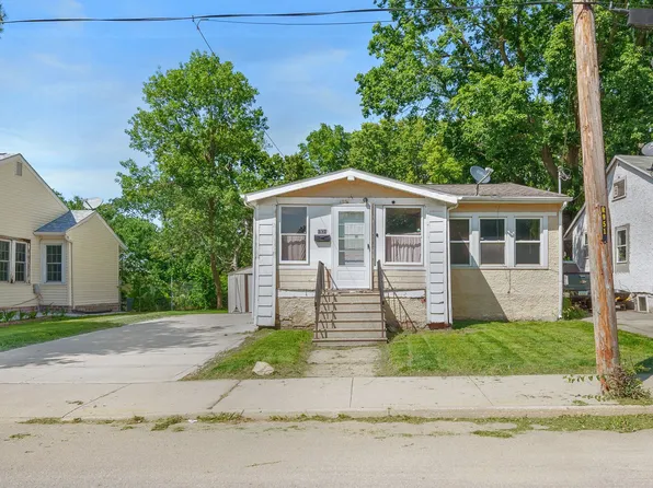 1931 Allison Ave, Des Moines, IA 50314