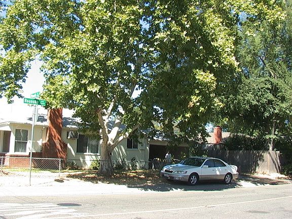 2nd image of 3702 Pinell St