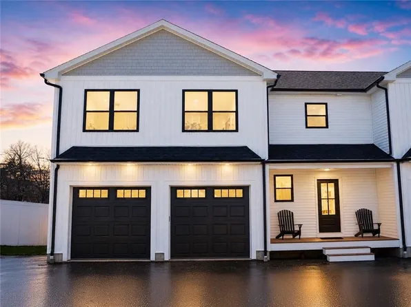 1455 Park Ave #3, Cranston, RI 02920
