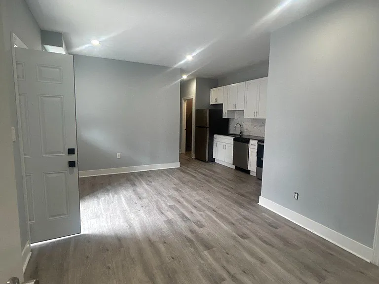 1813 S 23rd St #2 — Photo 18