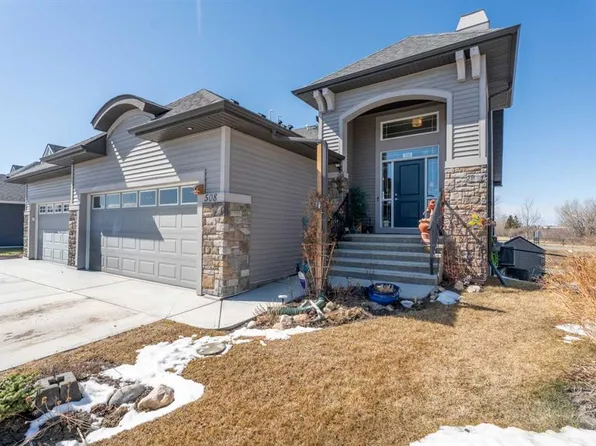 508 E Montana Bay SE, High River, AB T1V 0J6