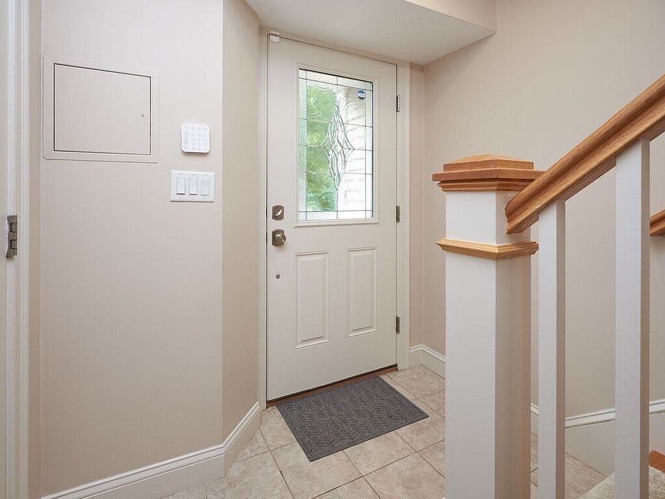 51 Main Cir 3, Shrewsbury, MA 01545 Zillow