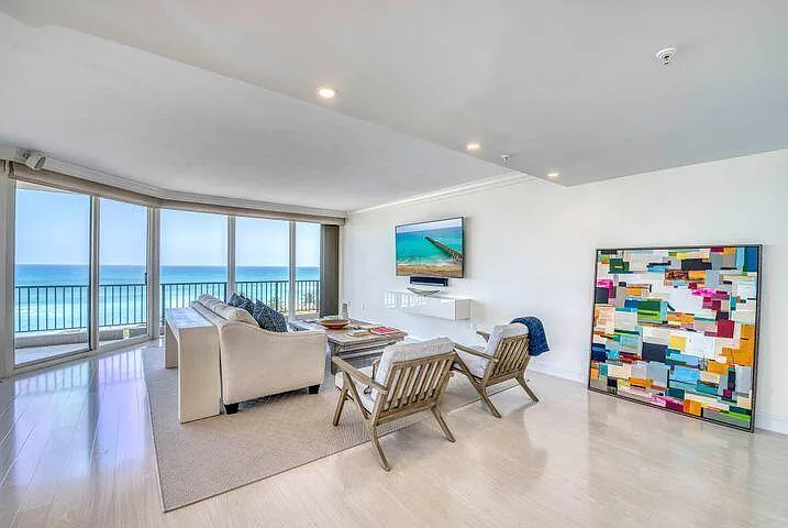 570 Ocean Dr #601 — Photo 24