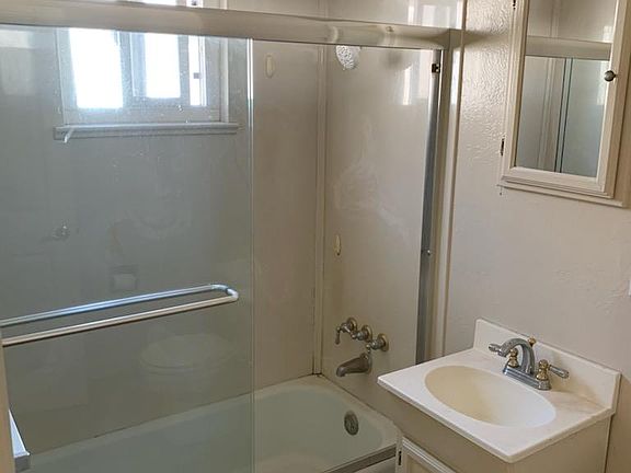 5th image of 1008 Madera Ave #3