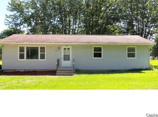 699 Whiting Ave, Galesburg, IL 61401
