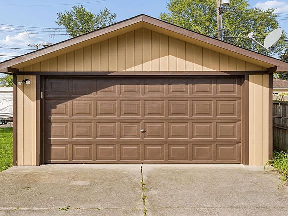4th image of 35831 Rewa St