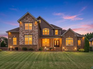 123 Forest Ridge Dr, Huntsville, AL 35806