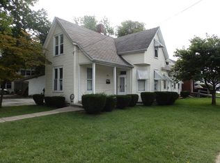 303 E Adams St, Pittsfield, IL 62363