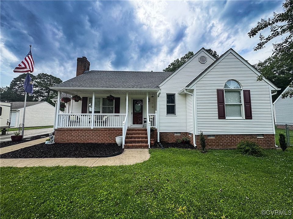 1st image of 1004 Heretick Ave