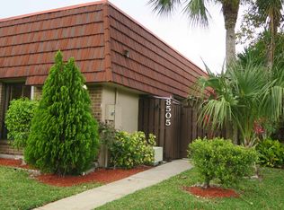 8505 Boca Rio Dr, Boca Raton, FL 33433