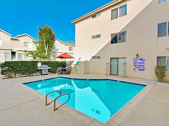 3rd image of 17830 Merridy St #208