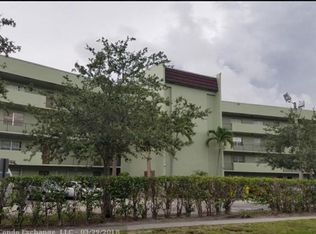 1638 Embassy Dr APT 110, West Palm Beach, FL 33401