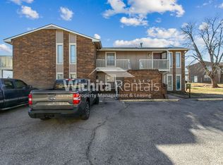6740 W Par Ln APT 3, Wichita, KS 67212