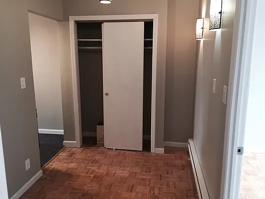 Rented by Premier Metro Realty Corp | media 35