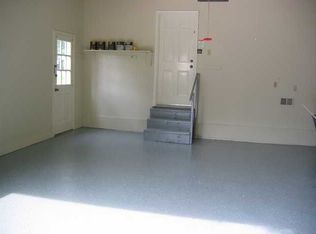 412 Cambridge Station Rd, Louisville, KY 40223