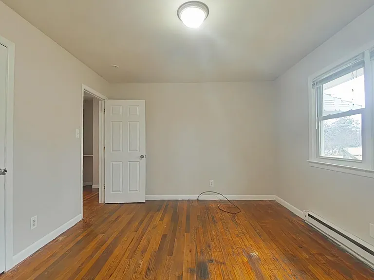 3401 Martin Ave — Photo 11