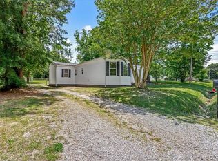 24919 River Rd, Petersburg, VA 23803