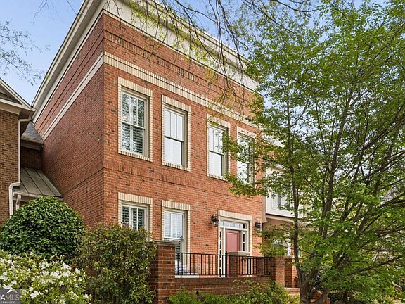 4th image of 2723 Davis Oaks Pl