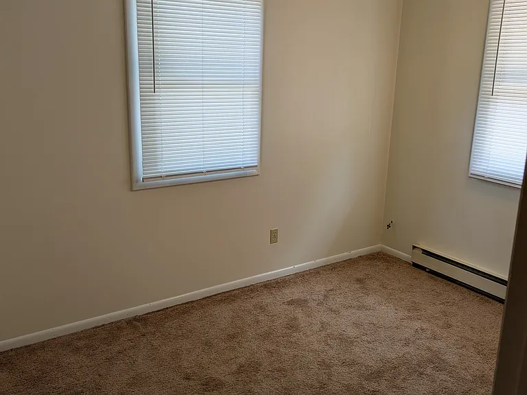 292 Kennedy St #3 — Photo 9