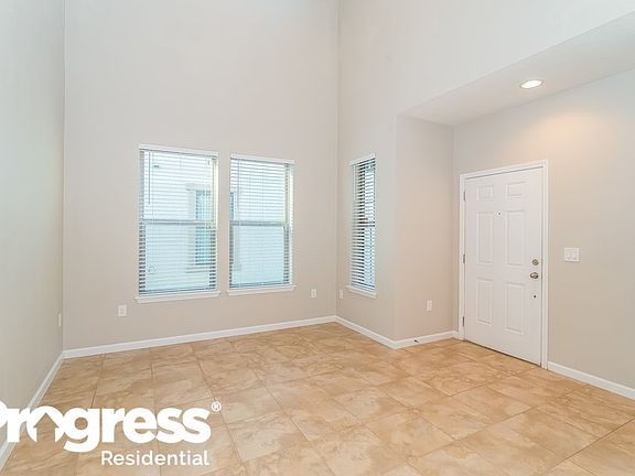 2nd image of 528 Drysdale Dr