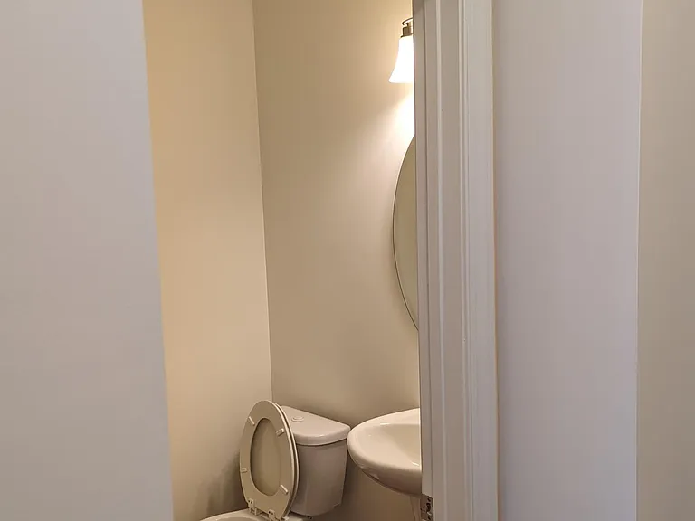 220 Alamosa Pl — Photo 9