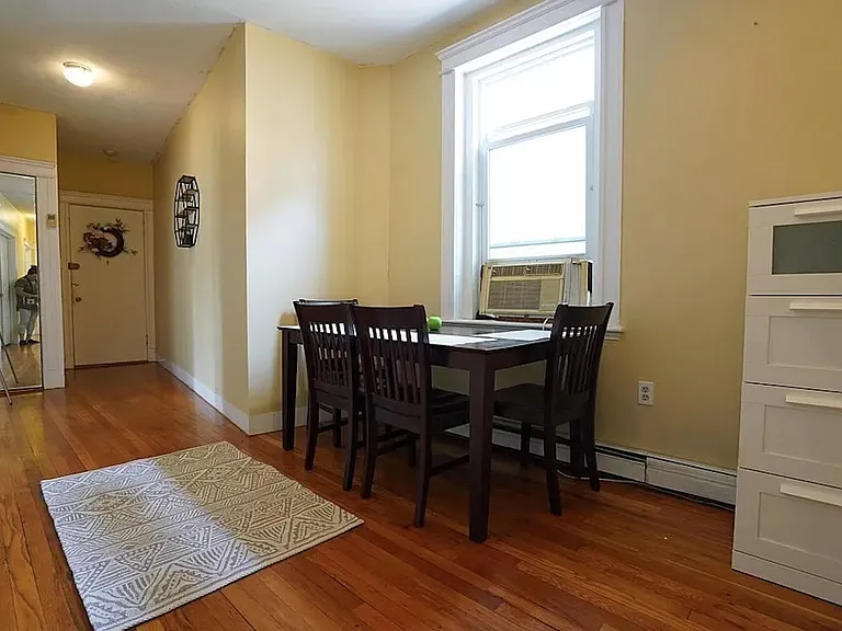 1677 Commonwealth Ave #10 — Photo 5