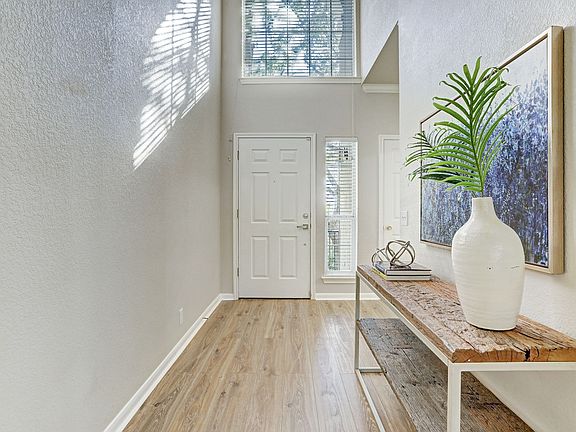 3rd image of 4341 Canyon Glen Cir