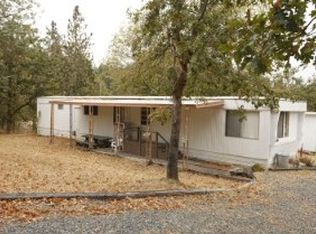 113 McIntosh Ln, Wolf Creek, OR 97497