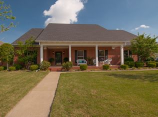 143 Marseille Dr, Maumelle, AR 72113