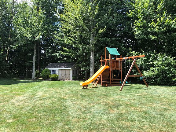 Sprawling, Wooded Back Yard