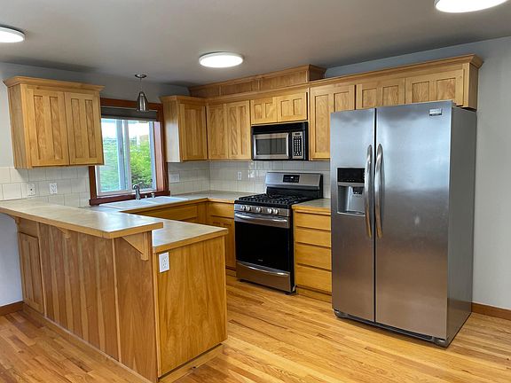 second floor kitchen