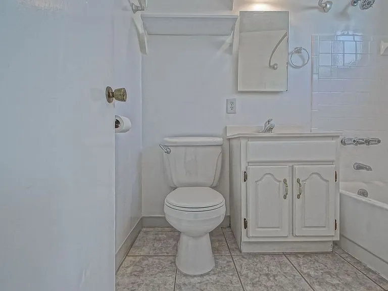 3814 Highland Ave — Photo 20