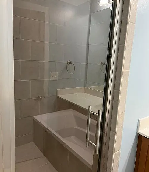 400 Mills Ave #209 — Photo 11