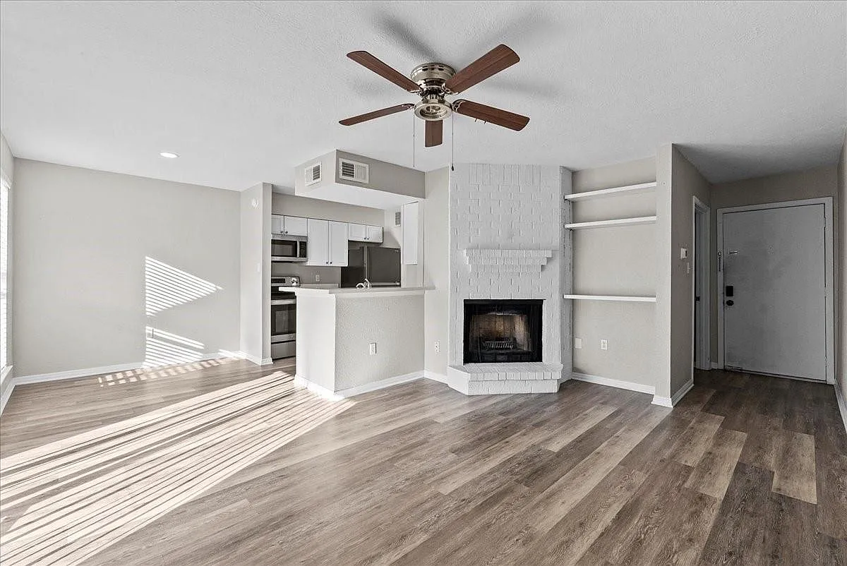 1 bed, 1.0 bath, 722 sqft, $1,150 — Photo 1