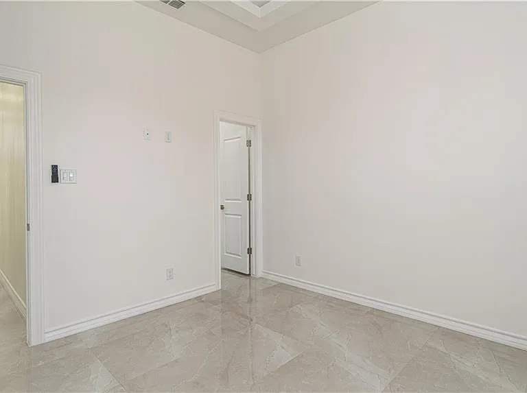 2804 Magnolia Dr E — Photo 8
