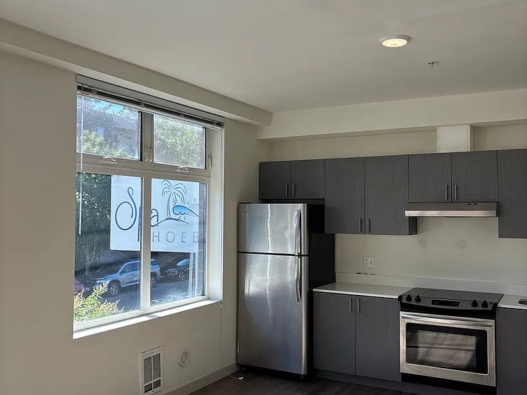 4801 Fauntleroy Apartments — Photo 76
