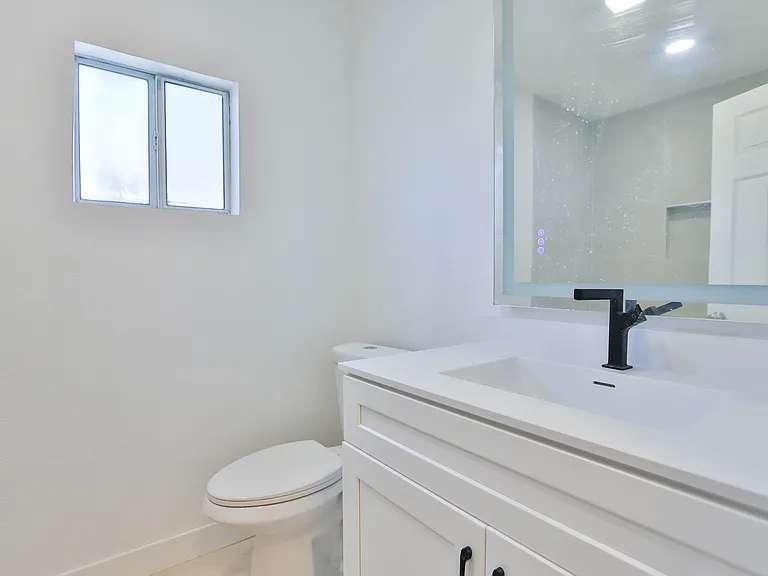 4132 Lynd Ave #B — Photo 13